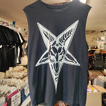 Black Craft CUlt III Tshirt MEDIUMl USED