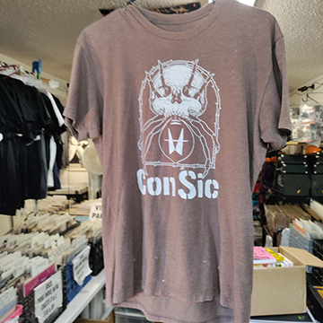 Consic Skull Tshirt Medium USED