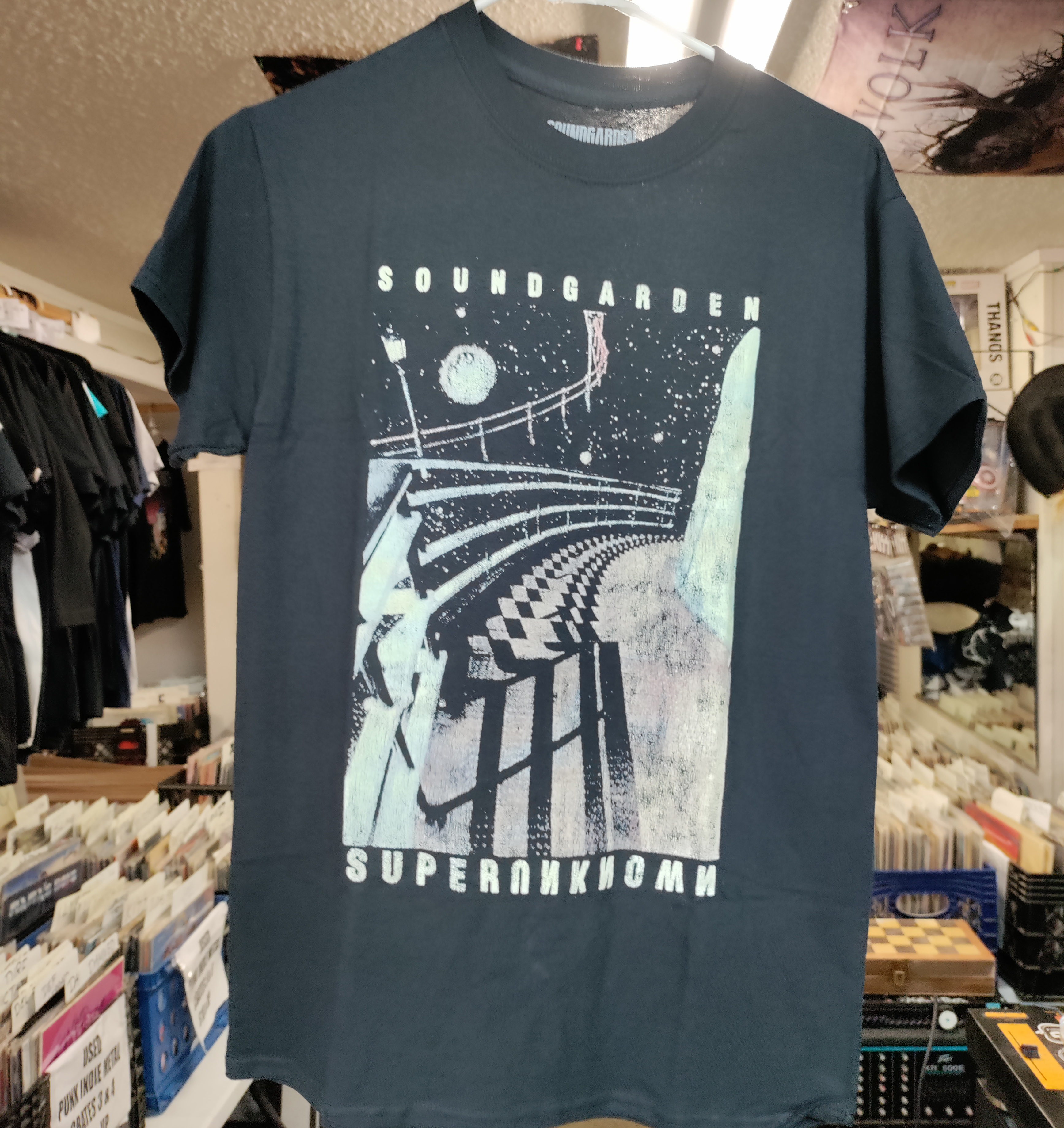 Soundgarden Superunkown Staircase Tshirt Medium NEW